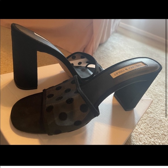 Chelsea & Violet Mesh Black Heels - Picture 2 of 3